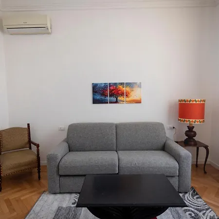 Moderno Trilocale In Zona Navigli דירה